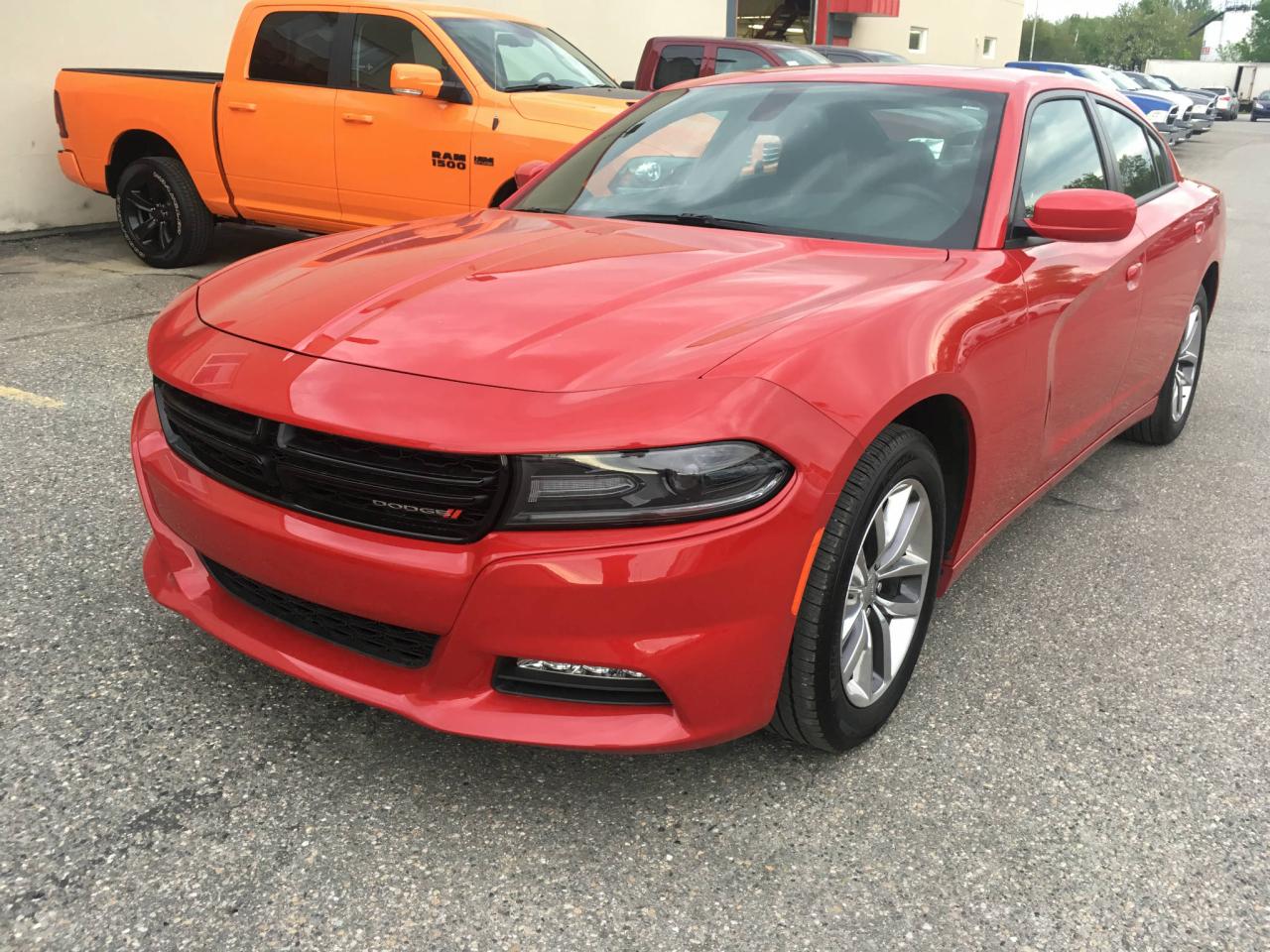 Used 2016 Dodge Charger Berline 4 portes SXT, traction arrière for sale in Sherbrooke, QC
