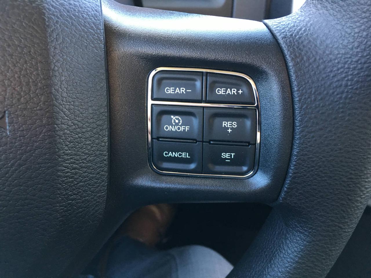 659997