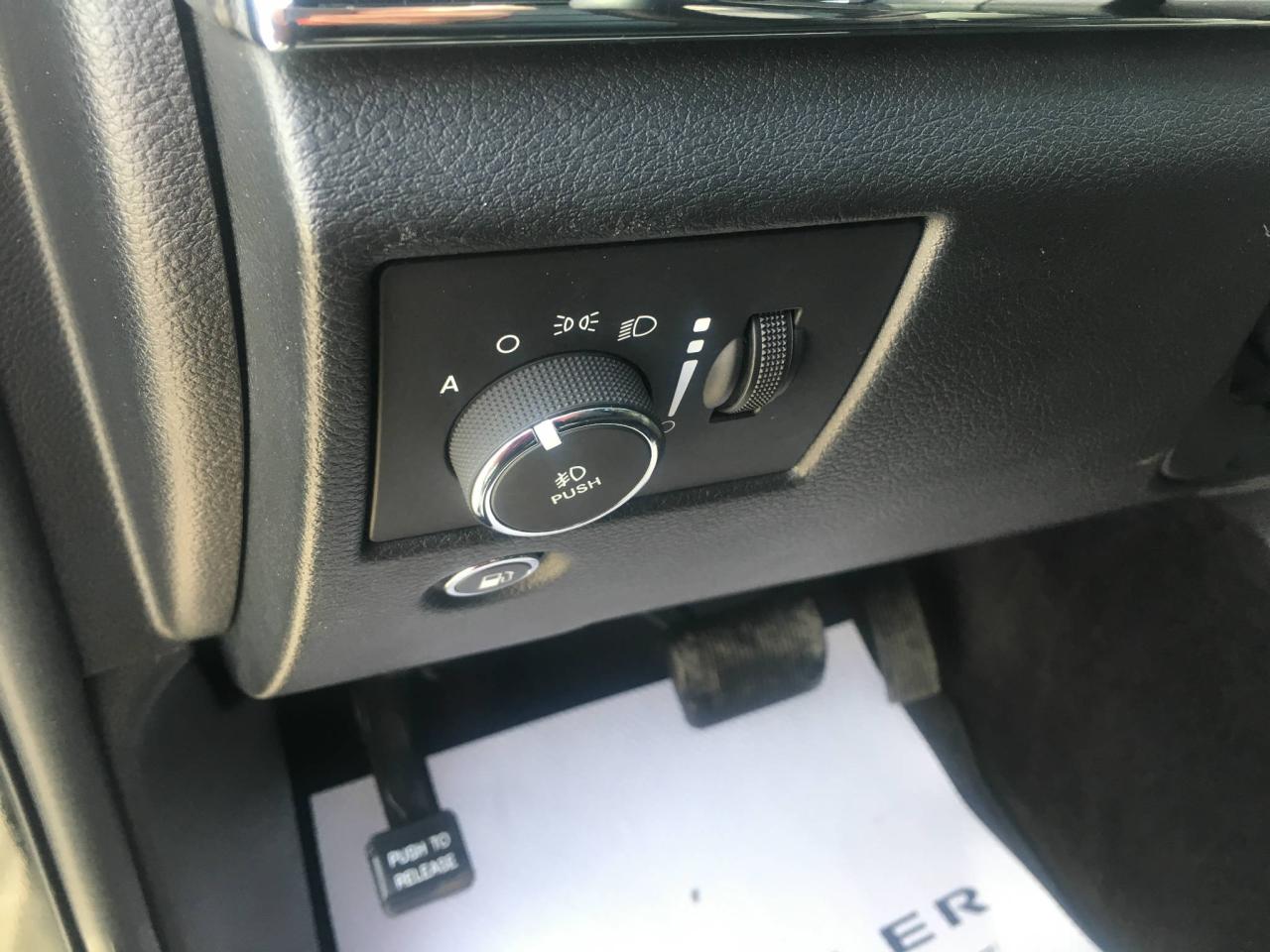 Used 2015 Jeep Grand Cherokee 4 RM, 4 portes, Limited for sale in Sherbrooke, QC