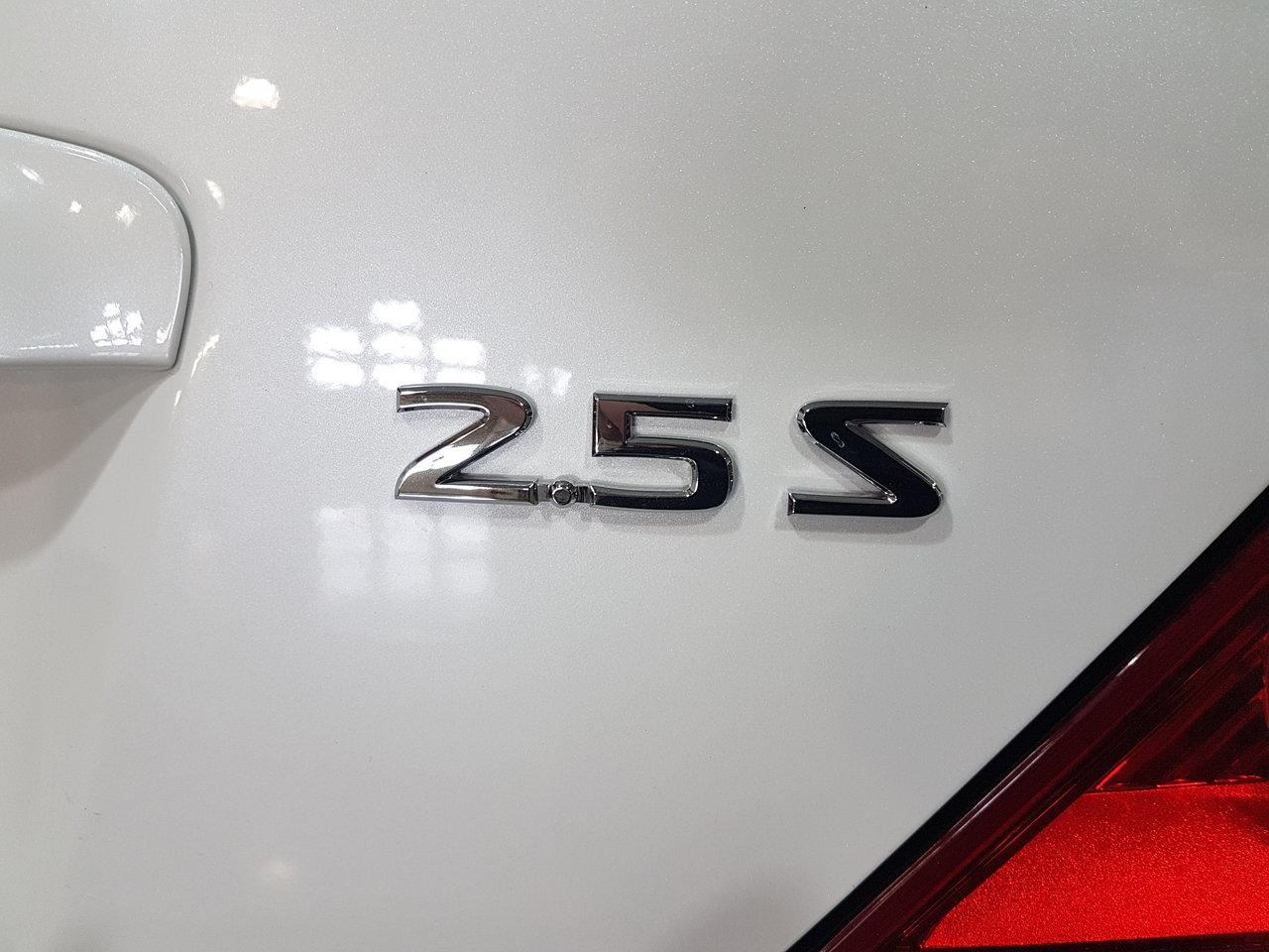 660046