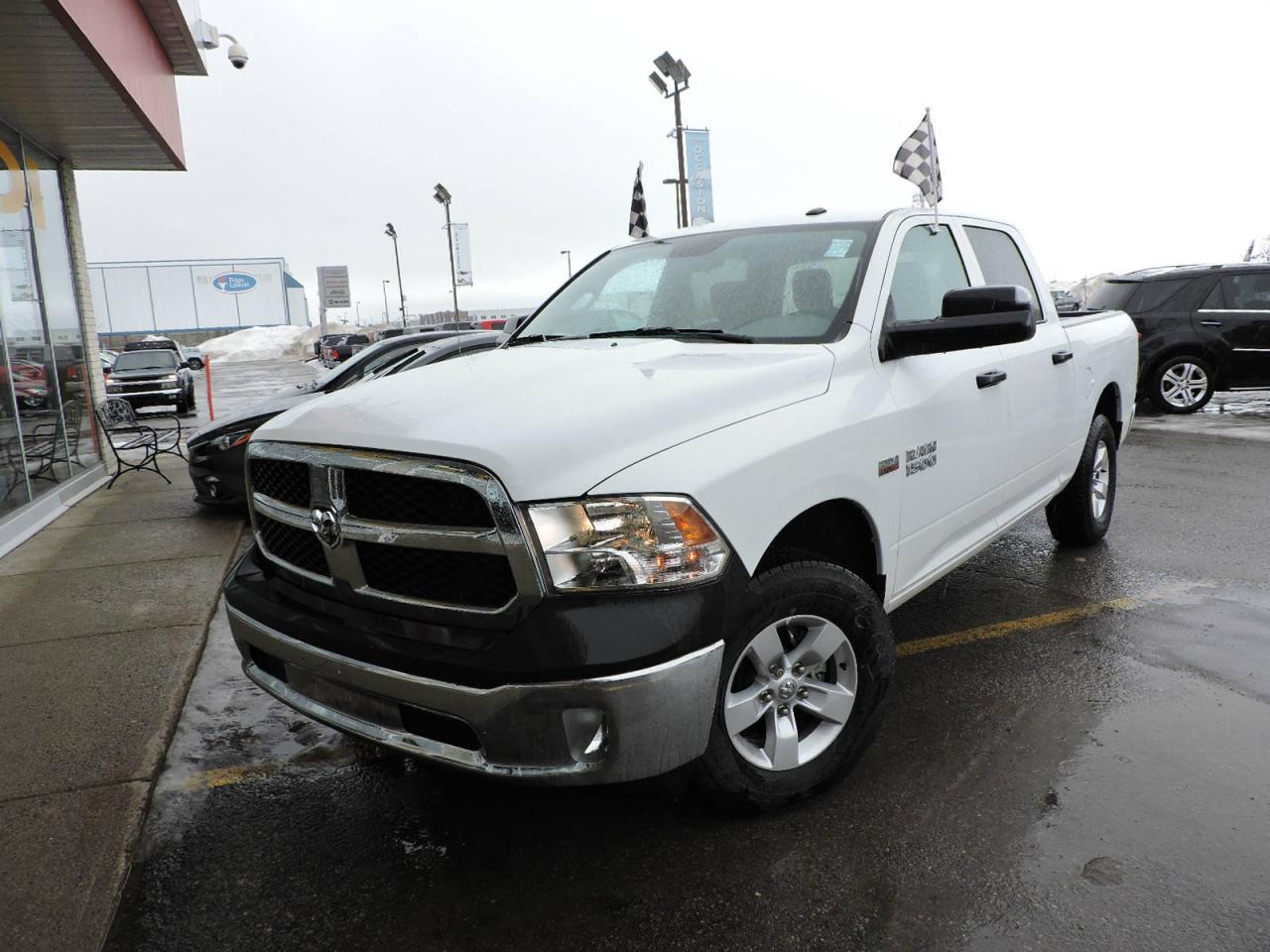 Used 2017 Ram 1500 Cabine multiplaces 4RM, 140,5 po ST for sale in Vaudreuil-Dorion, QC