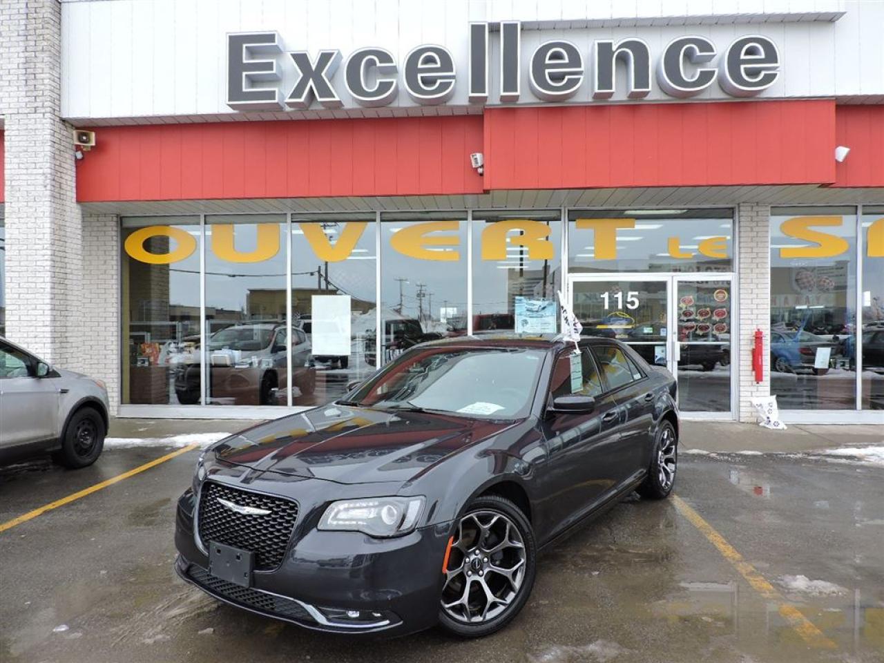 Used 2016 Chrysler 300 S écran 8.4 Po for sale in Vaudreuil-Dorion, QC