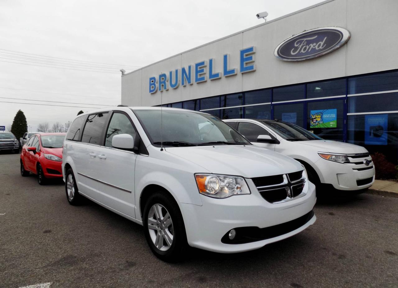 Used 2016 Dodge Grand Caravan Crew stow n go navigation for sale in St-Eustache, QC