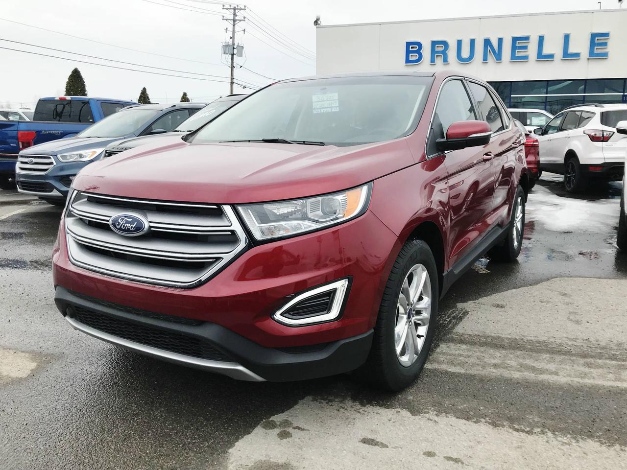 <a href=https://www.brunelleford.com/occasion/Ford-Edge-2017.html>https://www.brunelleford.com/occasion/Ford-Edge-2017.html</a>

Véhicule neuf, Groupe 201A, Toit, GPS, démarreur à distance bidirectionnel et beaucoup plus encore. 

 Nachetez pas nimporte où!  Achetez là où la confiance domine depuis 1924! Une entreprise familiale à votre service pour vous donner une expérience personnalisé. À seulement 5 minutes de Laval Brunelle Ford à des installations des plus moderne tout en étant le plus ancien concessionnaire de la région de Montréal. Ce joyau des Laurentides accueille des clients de partout sur la rive nord. Financement disponible pour tous les véhicules à vendre.  Frais de livraison de deux cent quarante-cinq dollars. Tous les rabais sont appliqués dans le prix taxes en sus. 

AWD 4x4 Le Edge SEL est supérieur au modèle de base SE et nest pas loin du Titanium.