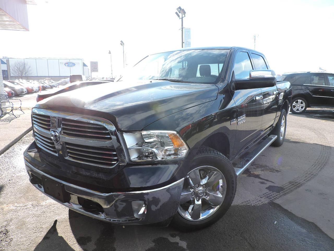 Used 2017 Ram 1500 Cabine multiplaces 4RM, 140,5&nbsp;po Big Hor for sale in Vaudreuil-Dorion, QC