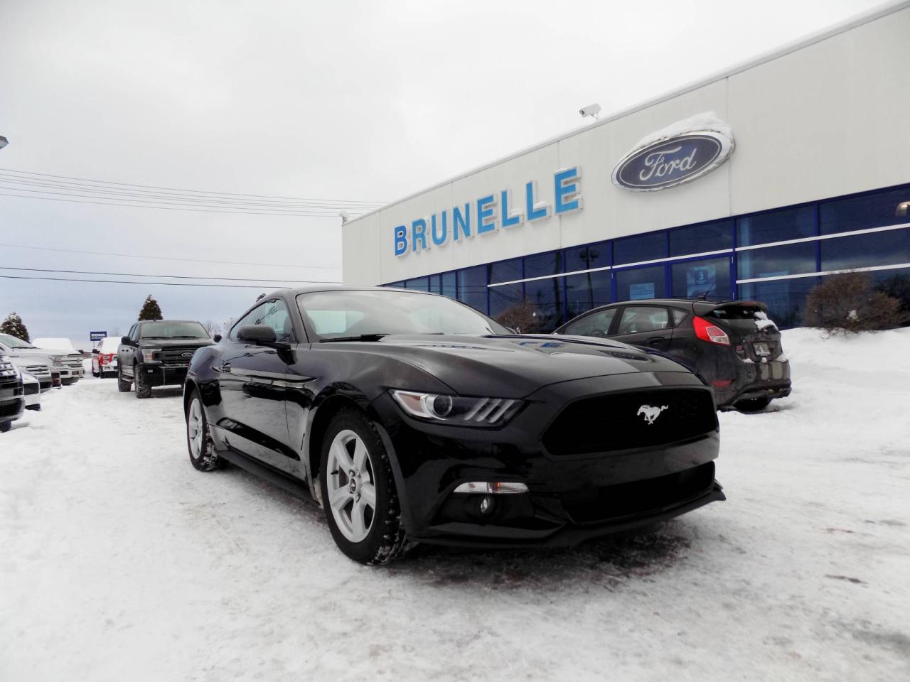 Used 2015 Ford Mustang Ecoboost hard top for sale in St-Eustache, QC