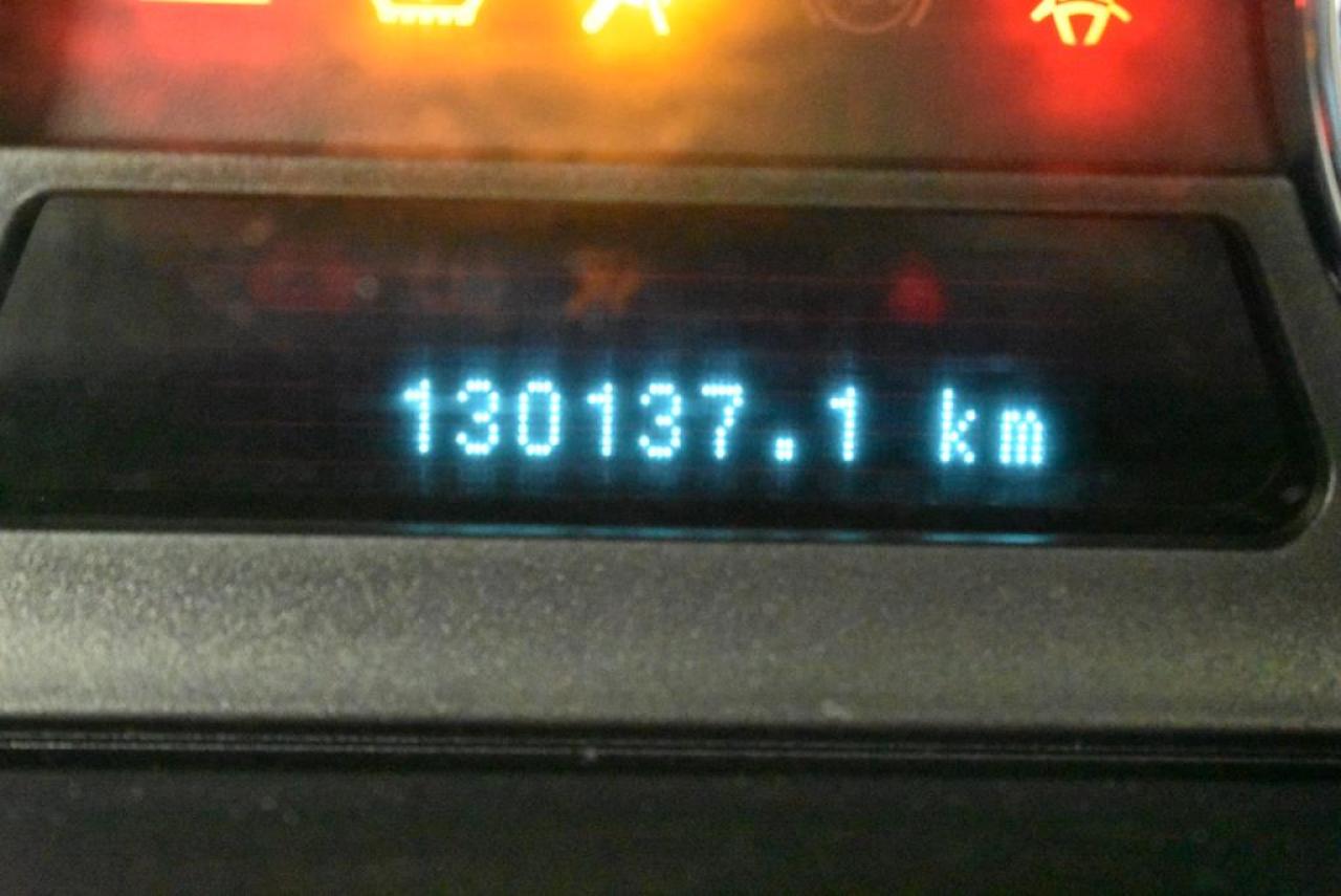 660323