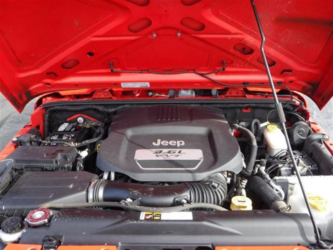 660327