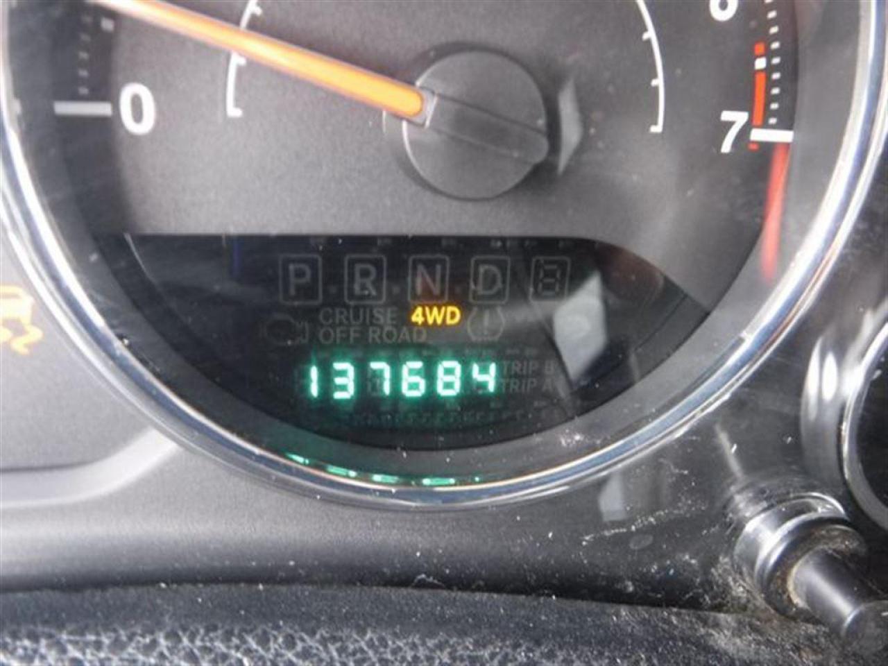 660327