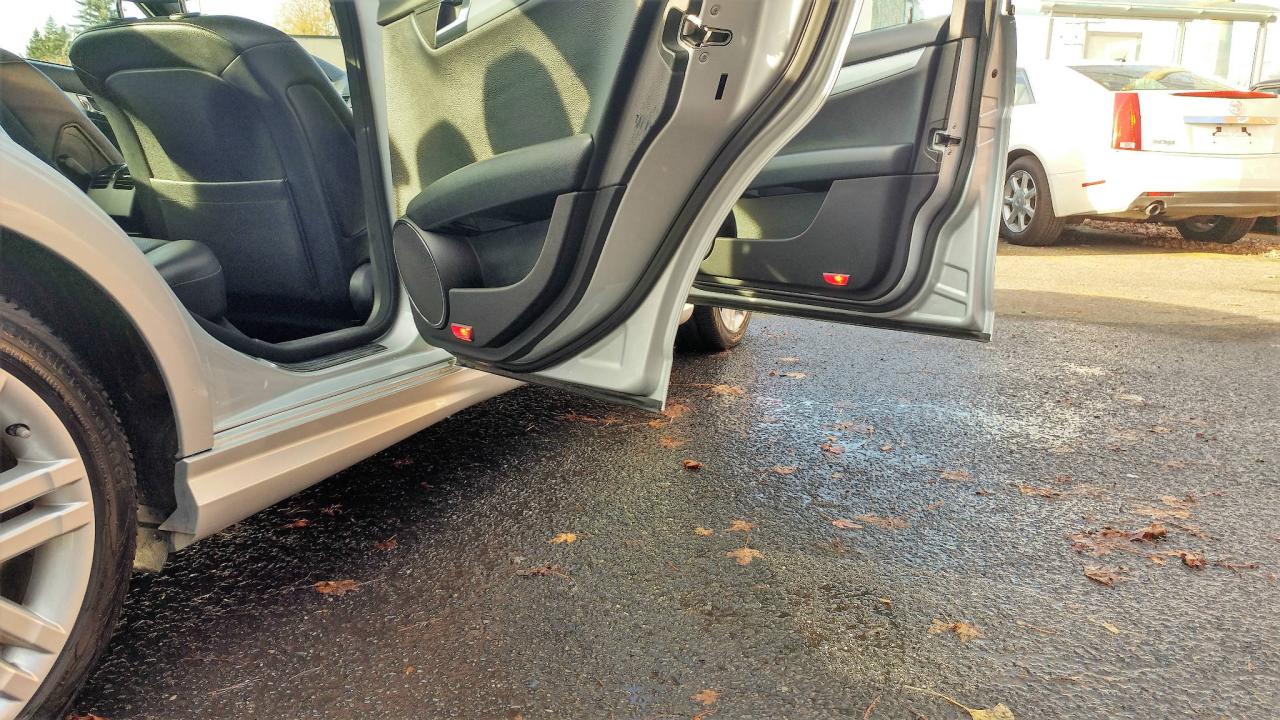 660378