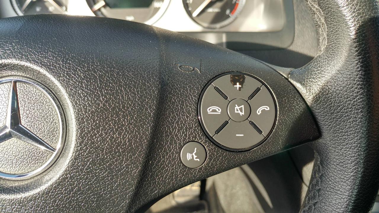 660378.11596774