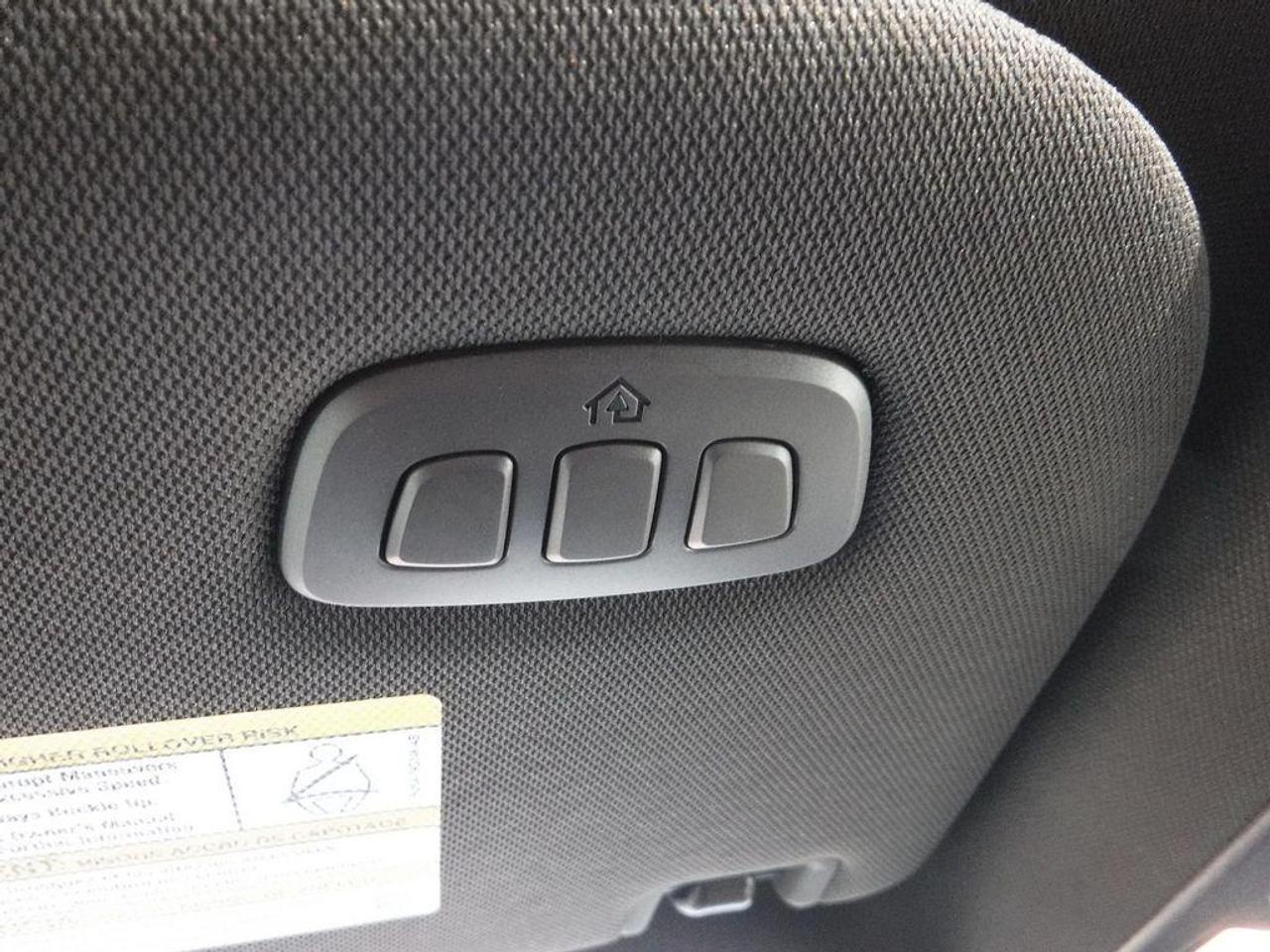 660476.11599453