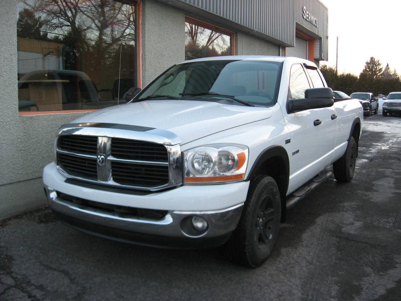 Used 2006 Dodge Ram 1500 Cabine Quad 4 portes, empattement de 140 for sale in Repentigny, QC