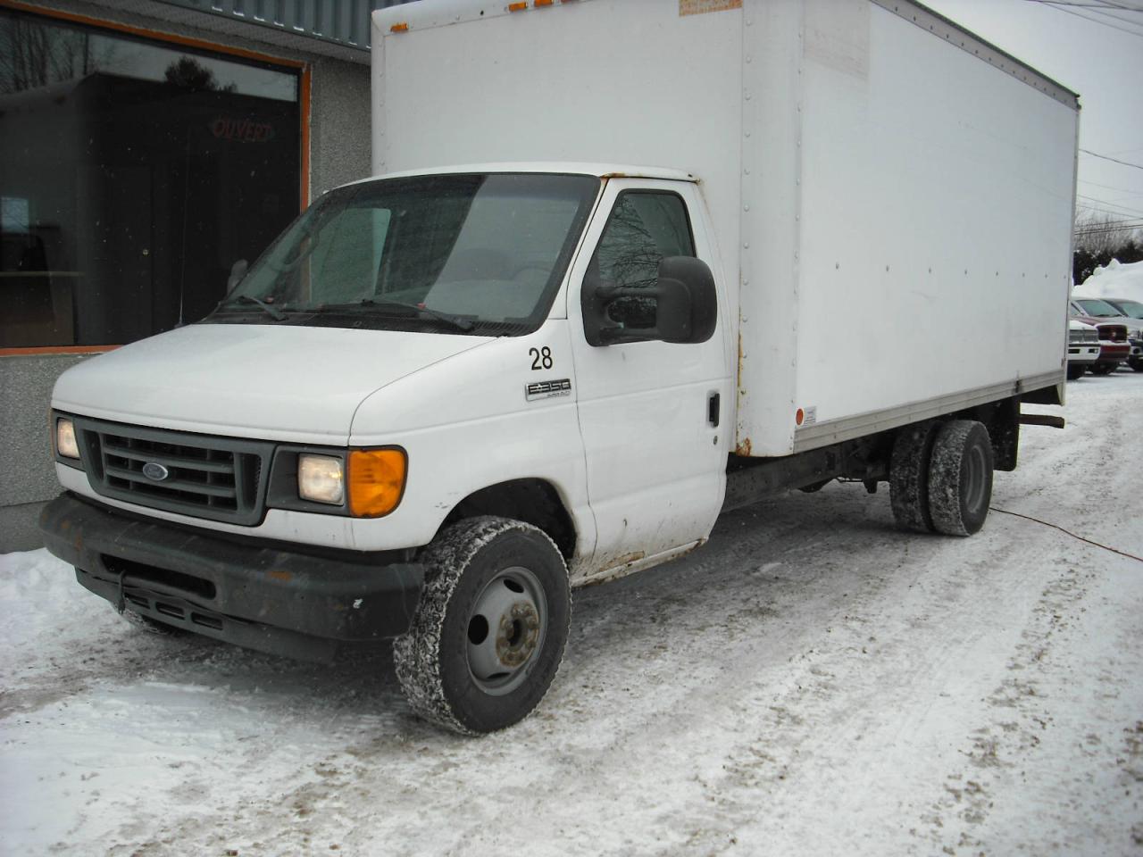 Used 2007 Ford E-350 E-350 Super renforcé 138 po DRW for sale in Repentigny, QC