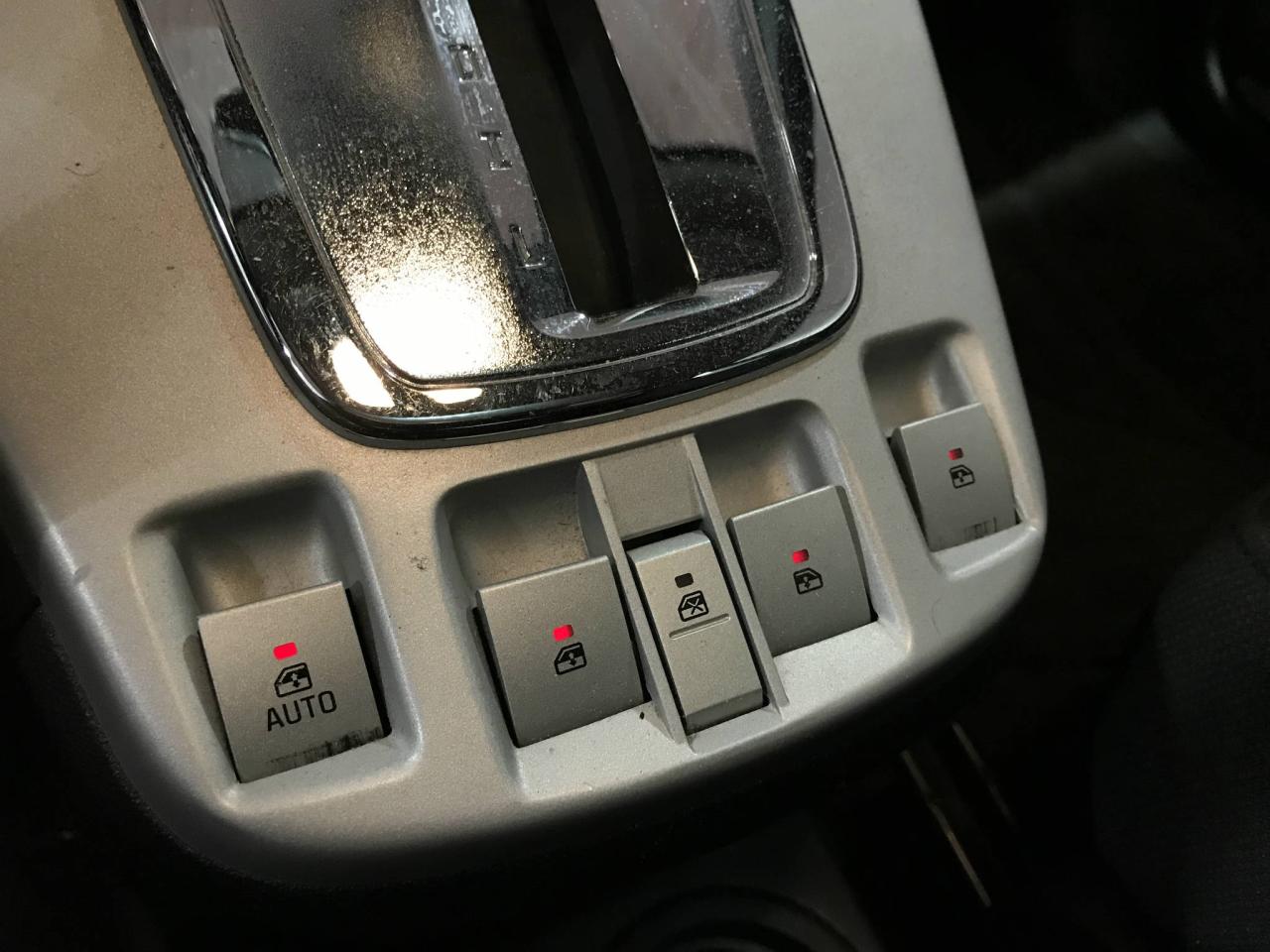 660610
