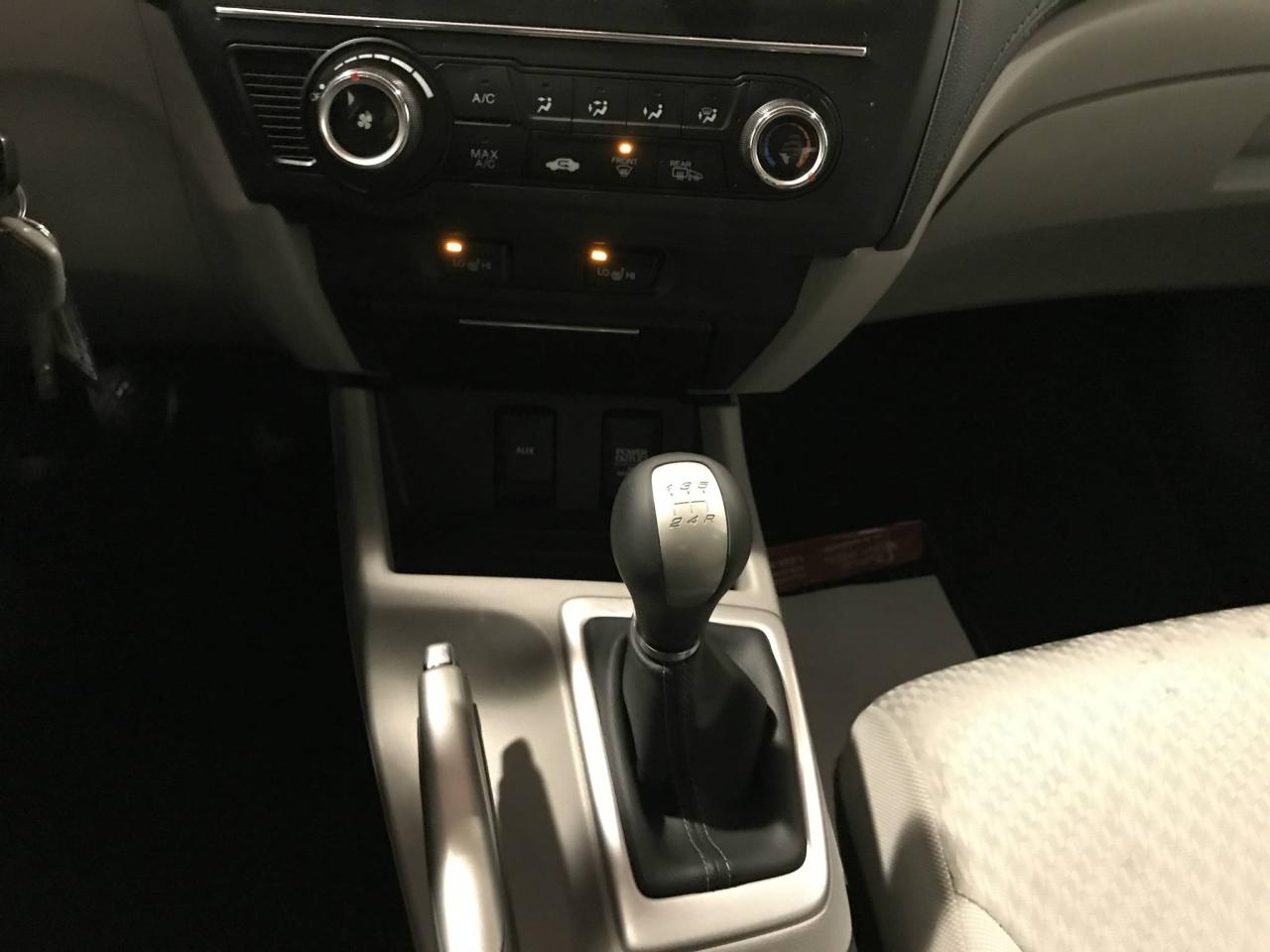 660703