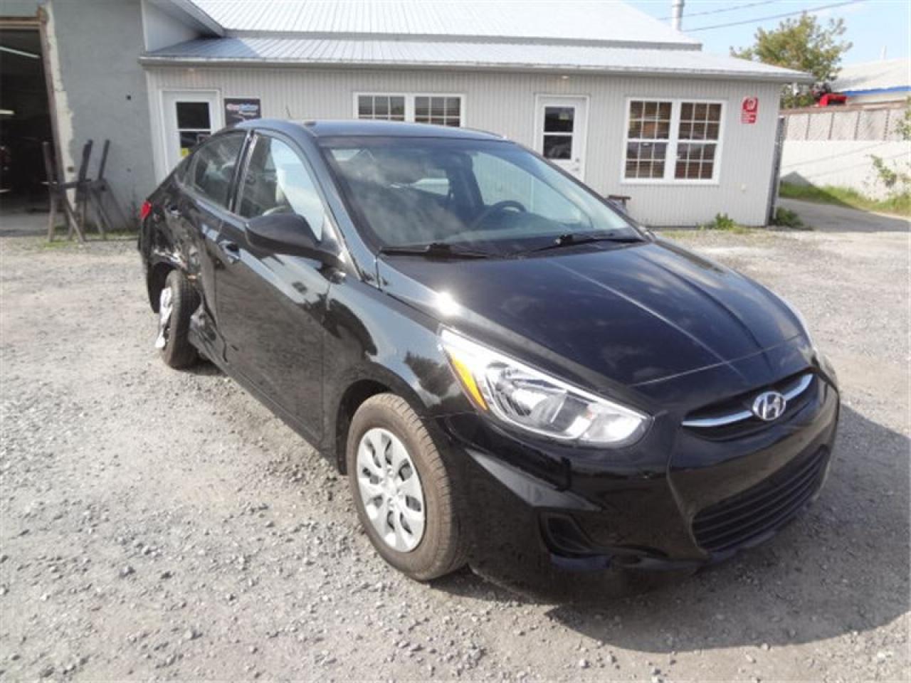 Used 2016 Hyundai Accent SE for sale in St-Lambert-de-Lauzon, QC