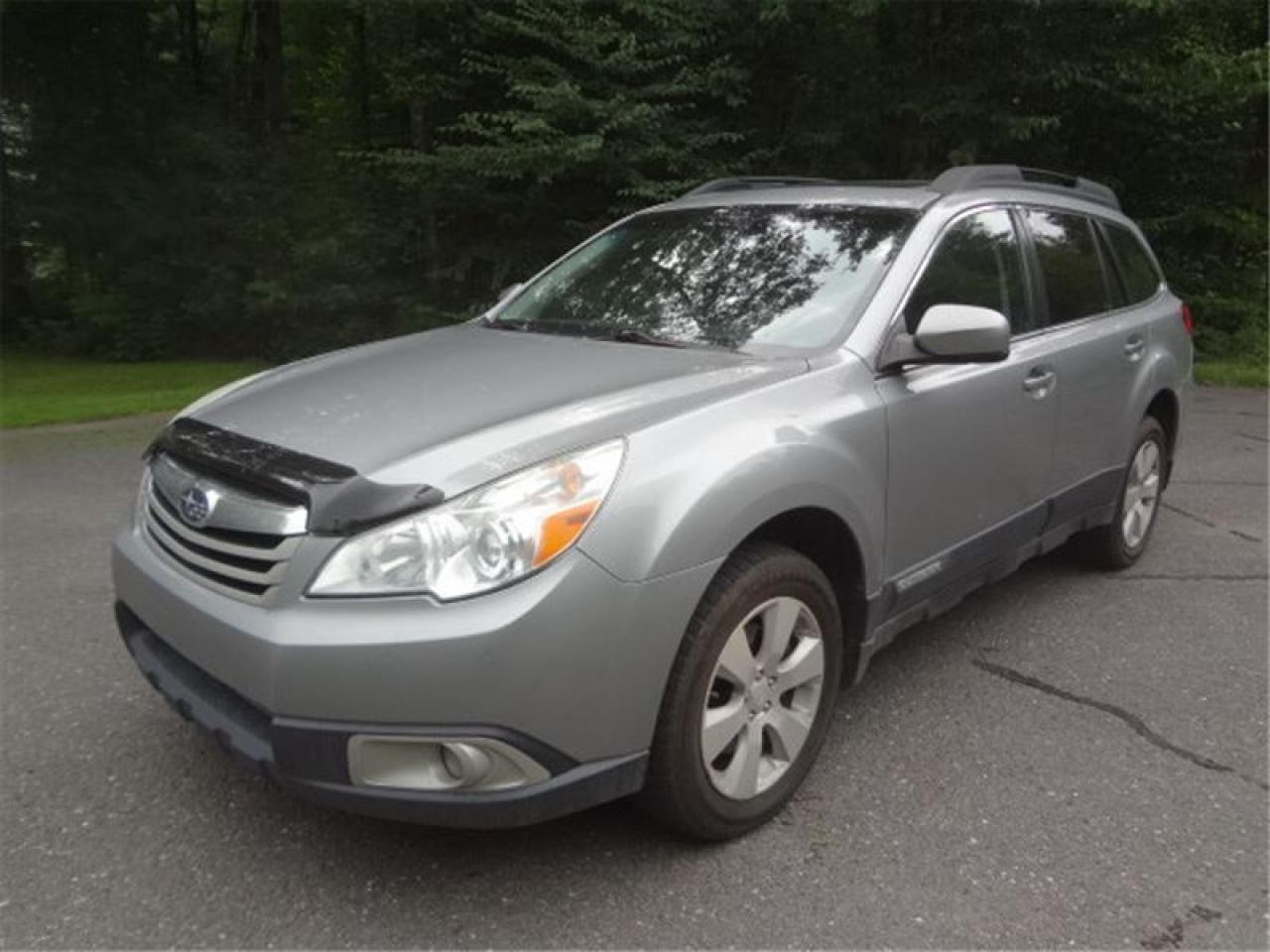 Used 2010 Subaru Outback Awd 3.6 R for sale in St-Lambert-de-Lauzon, QC