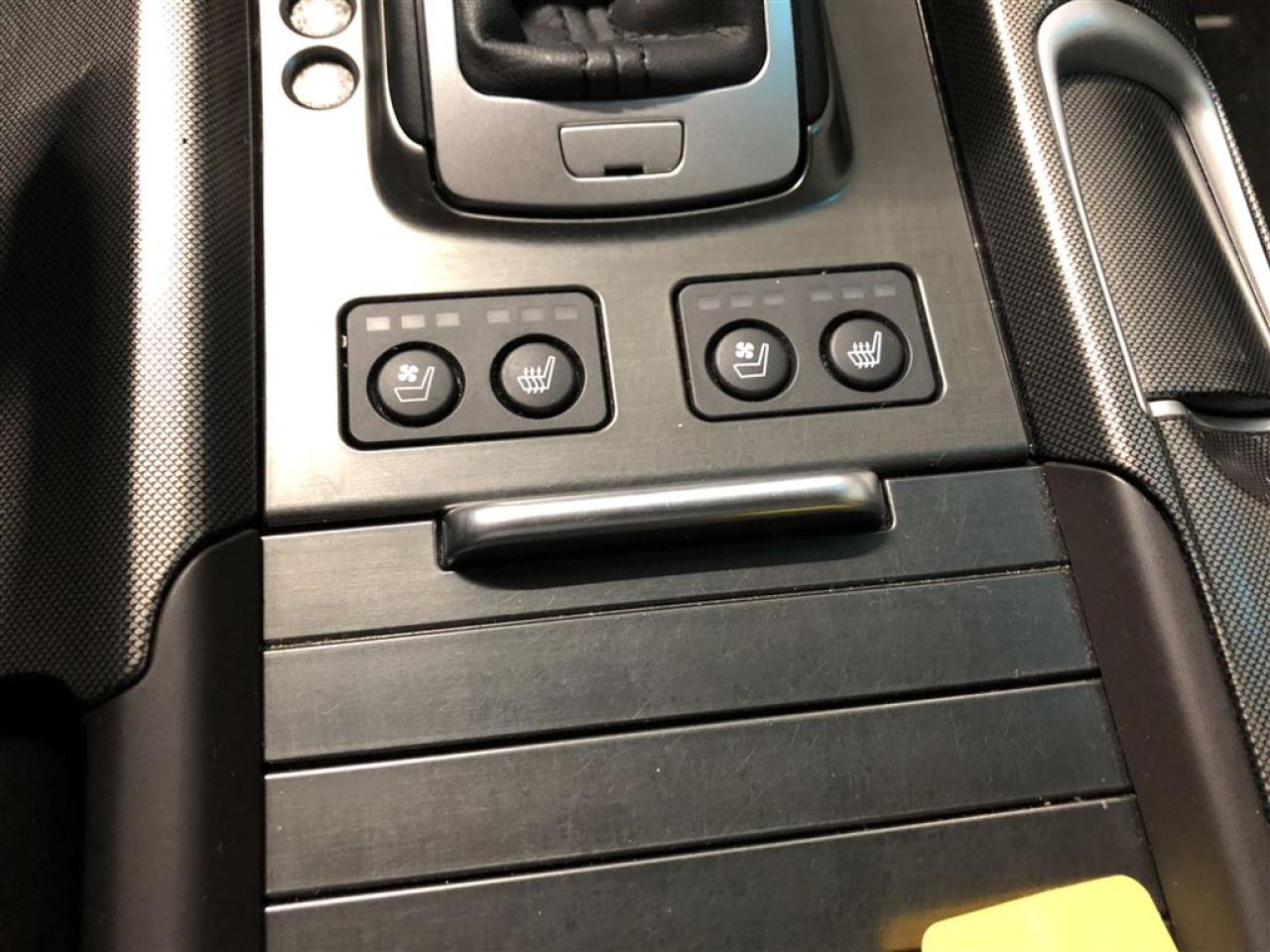 660894