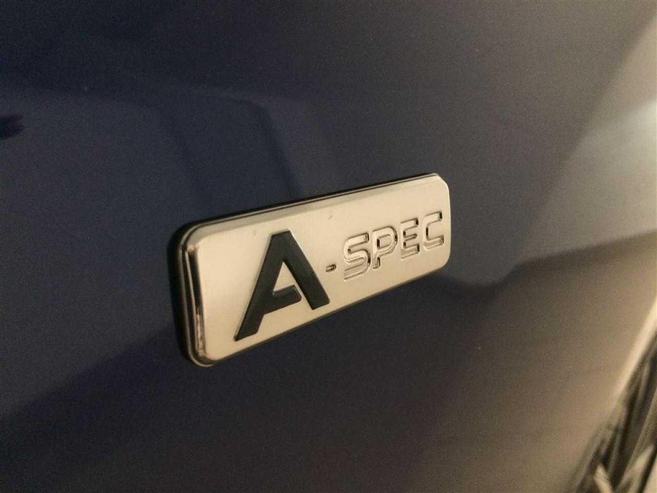 660907