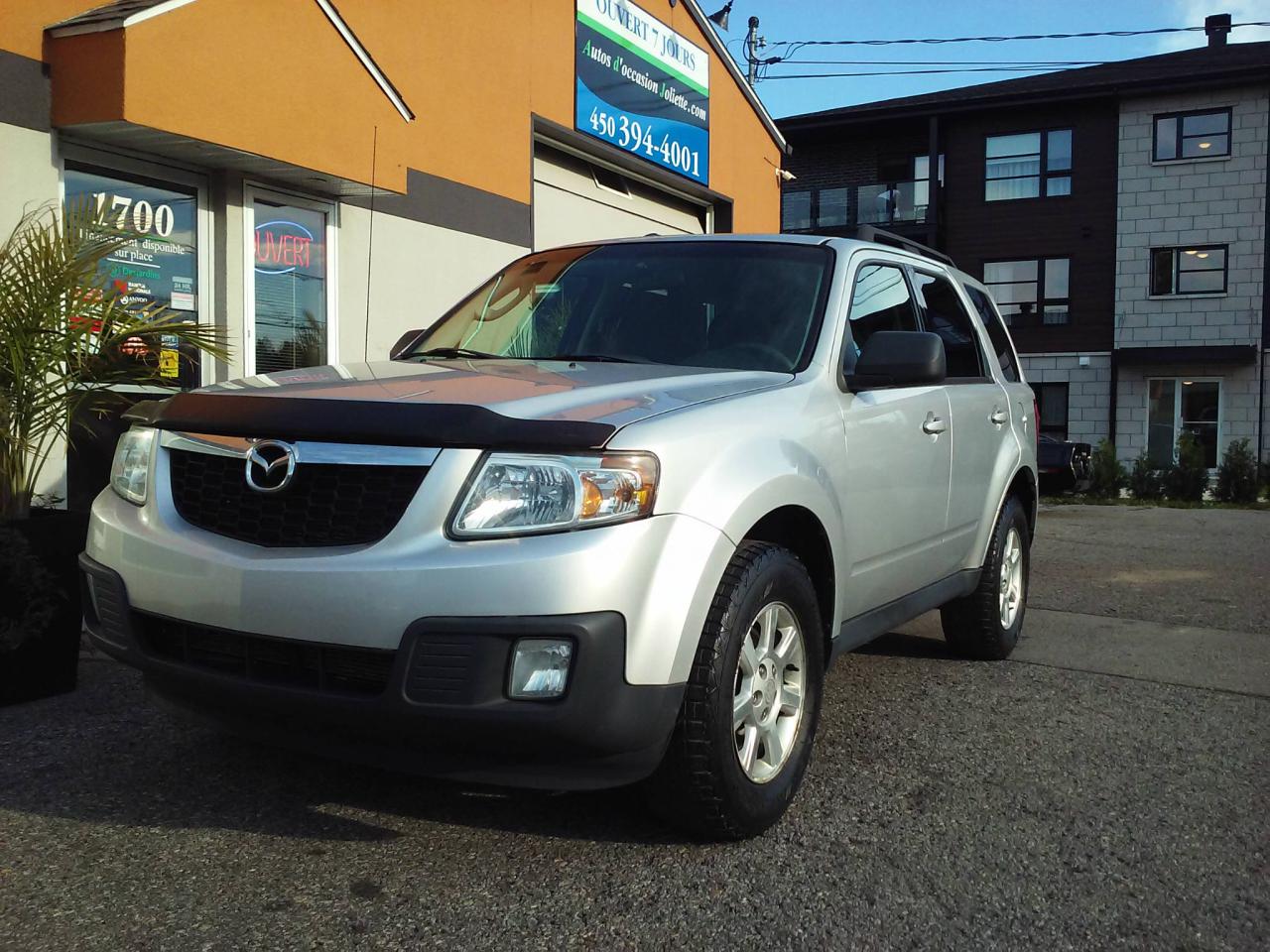 Used 2010 Mazda Tribute 4X4 4 cylindres 2.5L économique for sale in St-Charles-Borromée, QC