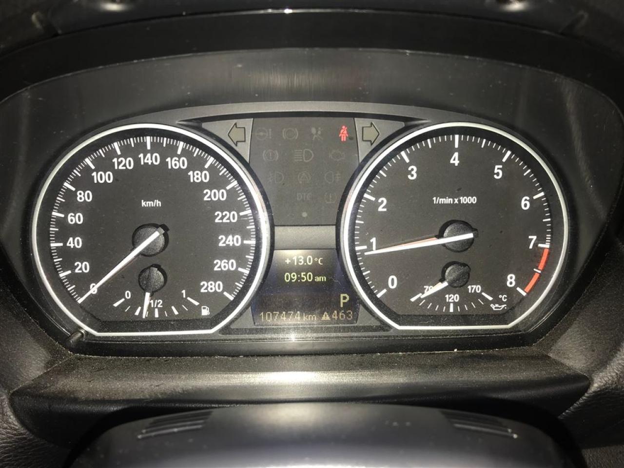 660977