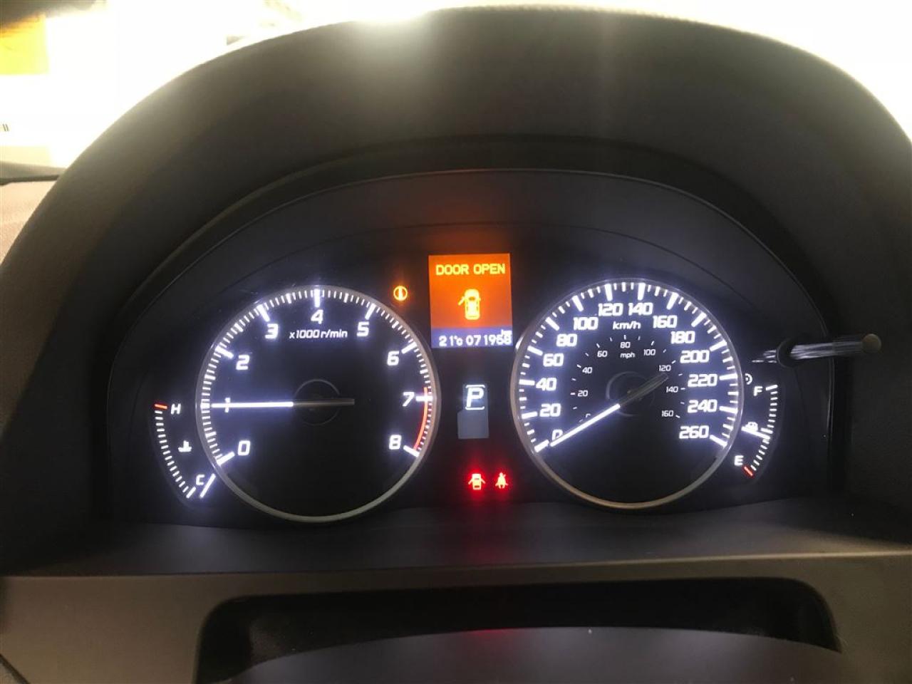 660984
