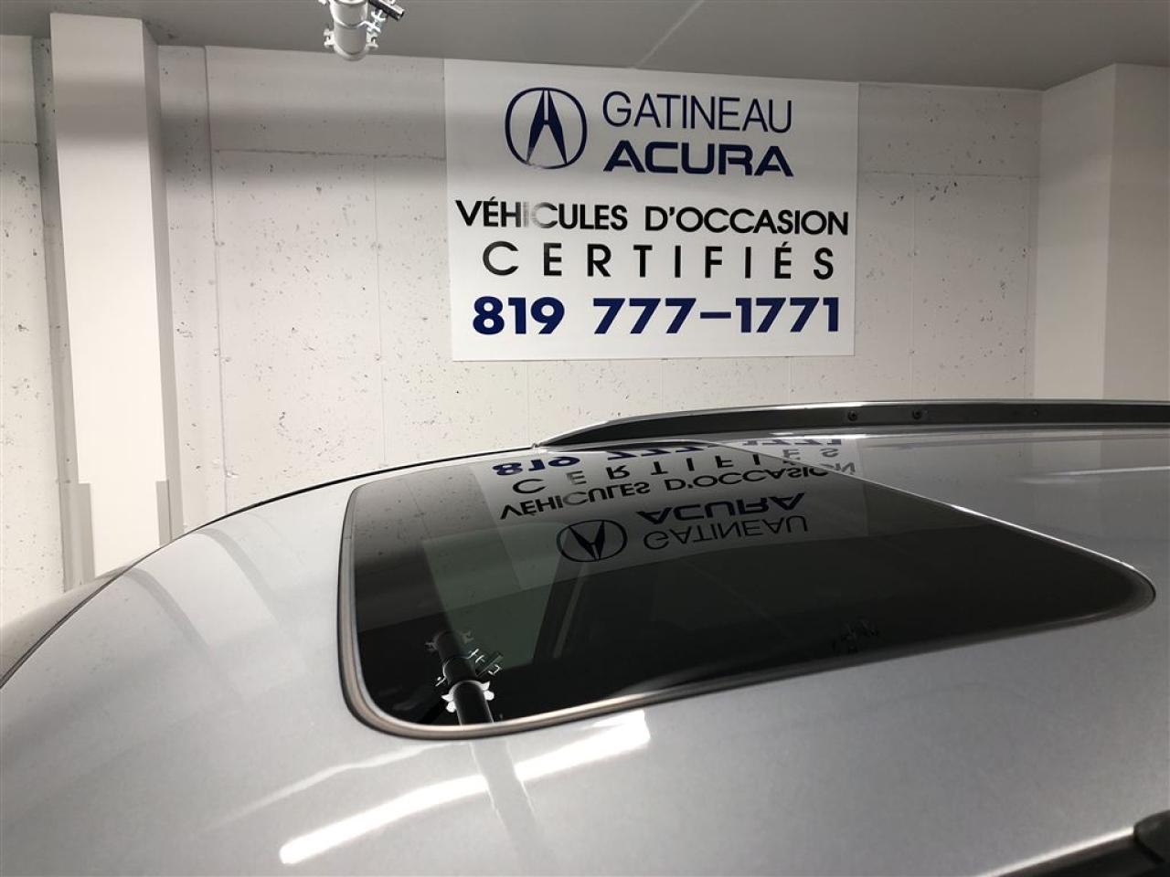 660987