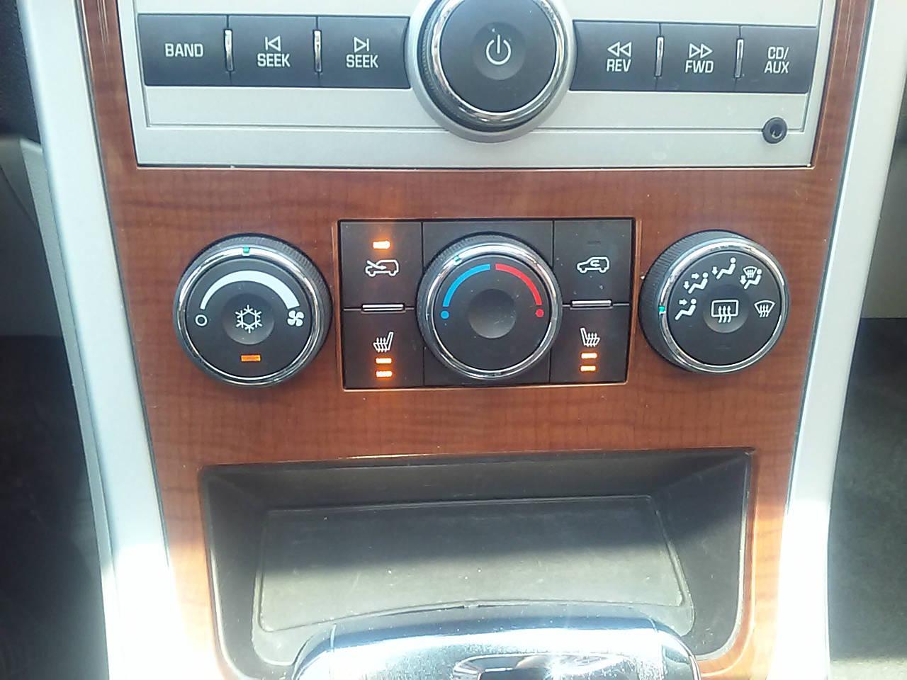 660990