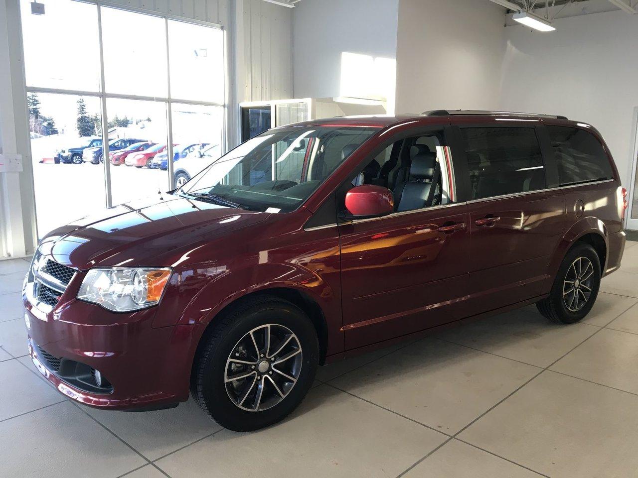 <a href=https://www.poiriernissan.com/occasion/Dodge-Grand_Caravan-2017.html>https://www.poiriernissan.com/occasion/Dodge-Grand_Caravan-2017.html</a>

Dodge Grand Caravan SE --- PARFAIT V?HICULE FAMILIAL 2017Régulateur de vitesse, Essuie-glaces intermittents, Anti-démarreur, Freins ABS, Contrôle de stabilité, Coussins gonflables latéraux, Lecteur CD, Lecteur MP3, Volant ajustable, Enjoliveurs, Tapis protecteurs, Rétroviseur électrique, Direction assistée, Sièges de troisième rangée, Rétroviseurs chauffants, Siège à réglage électrique, Siège conducteur - soutien lombaire, Freins à disque, Antipatinage, Verrous de sécurité pour enfants, Système de surveillance de la pression des pneus, Sièges baquets, Climatisation arrière, Aluminium, Climatisation