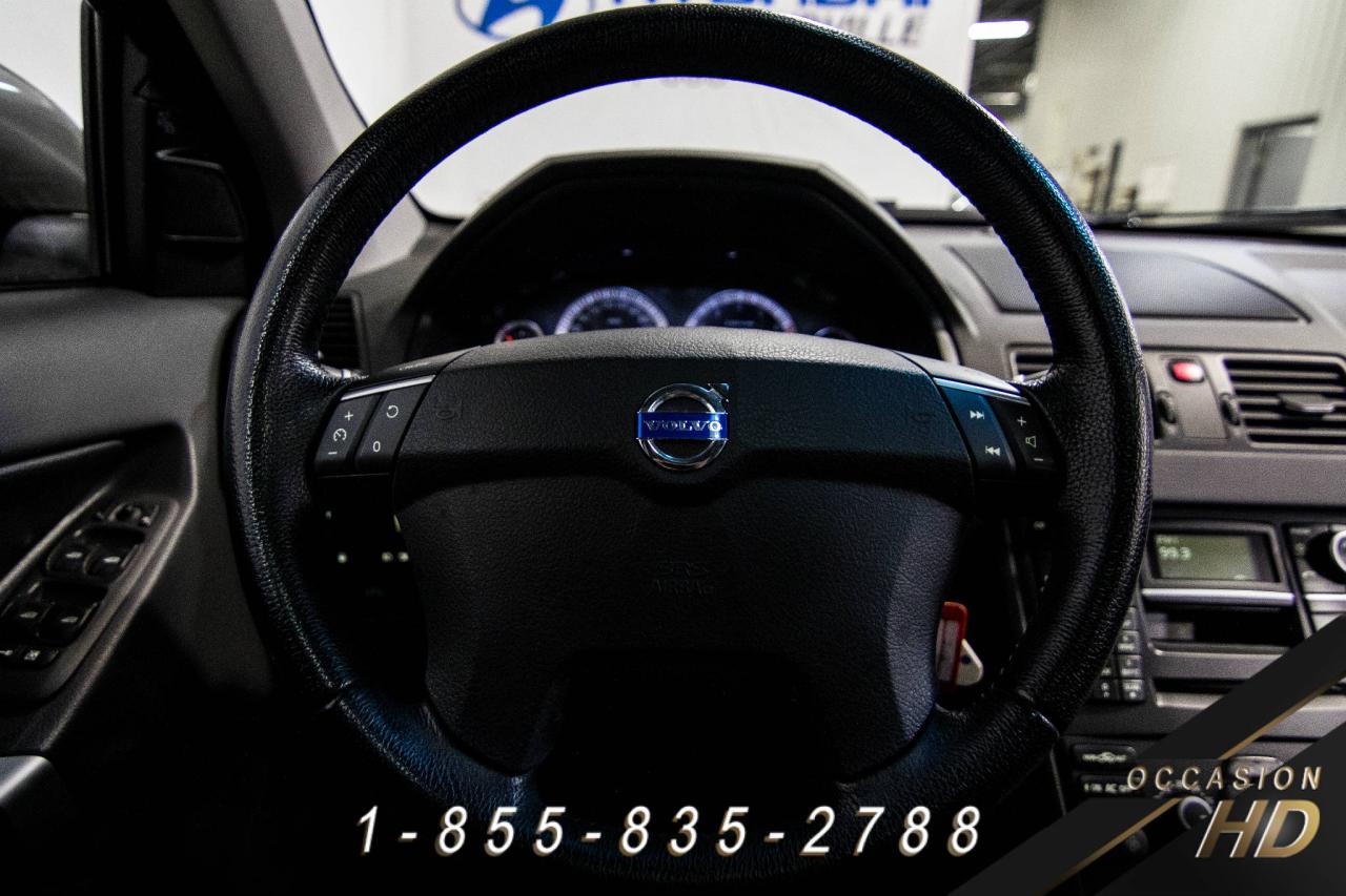 661003