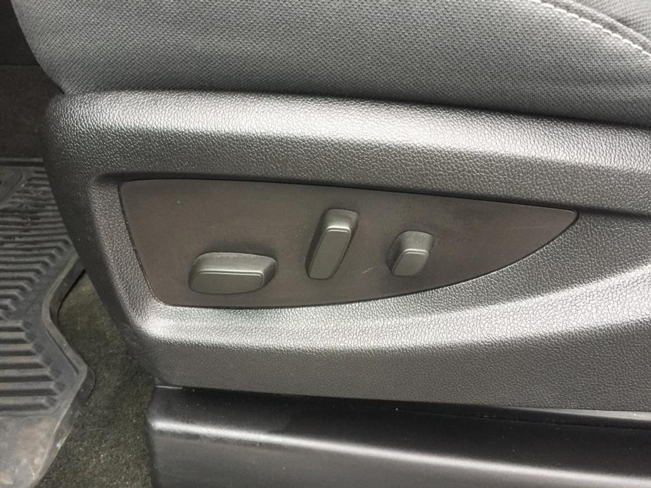 661034.11702527