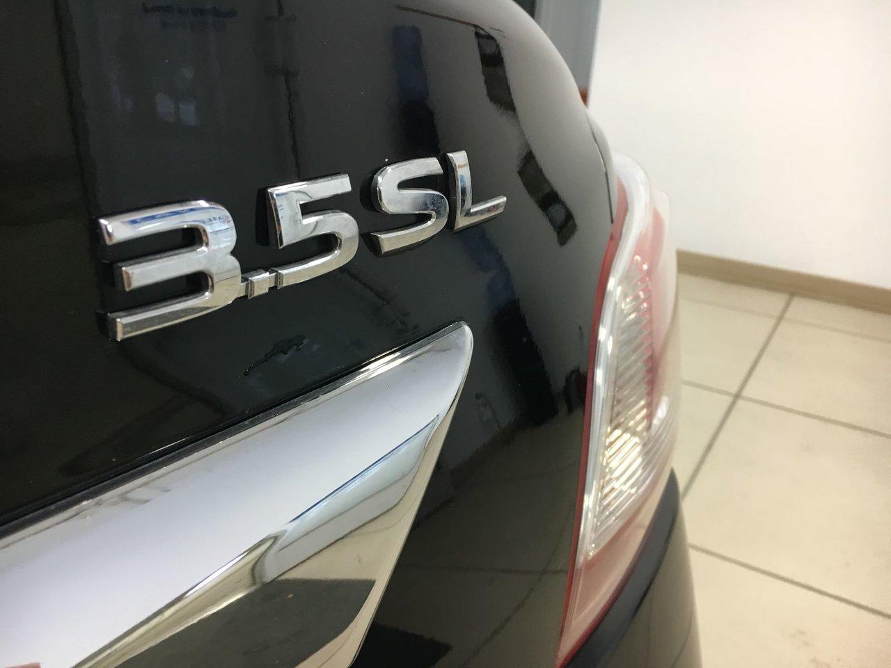 661043