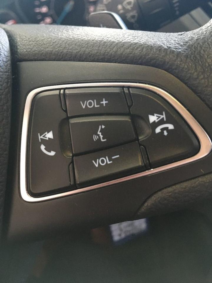 661047