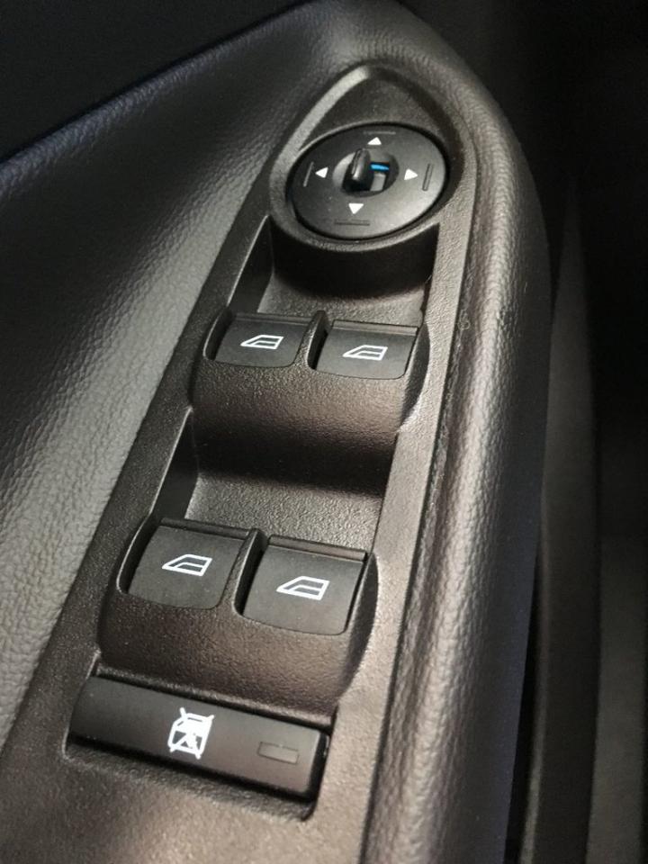 661047
