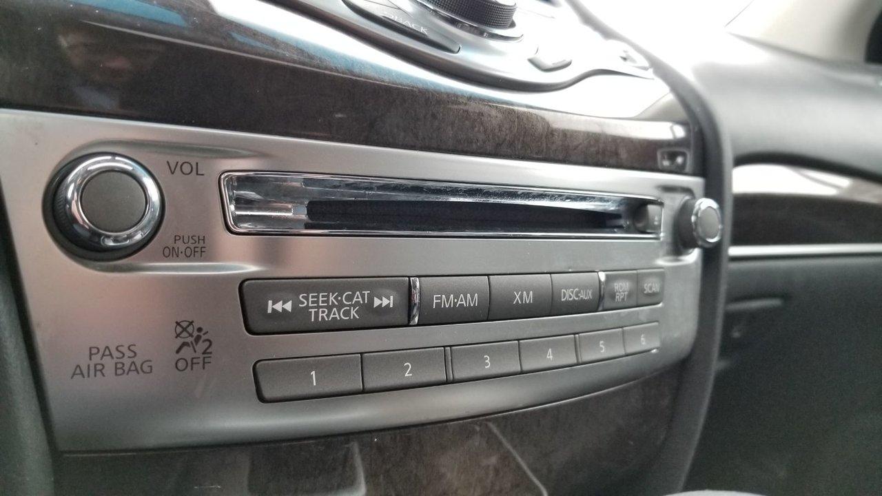661057