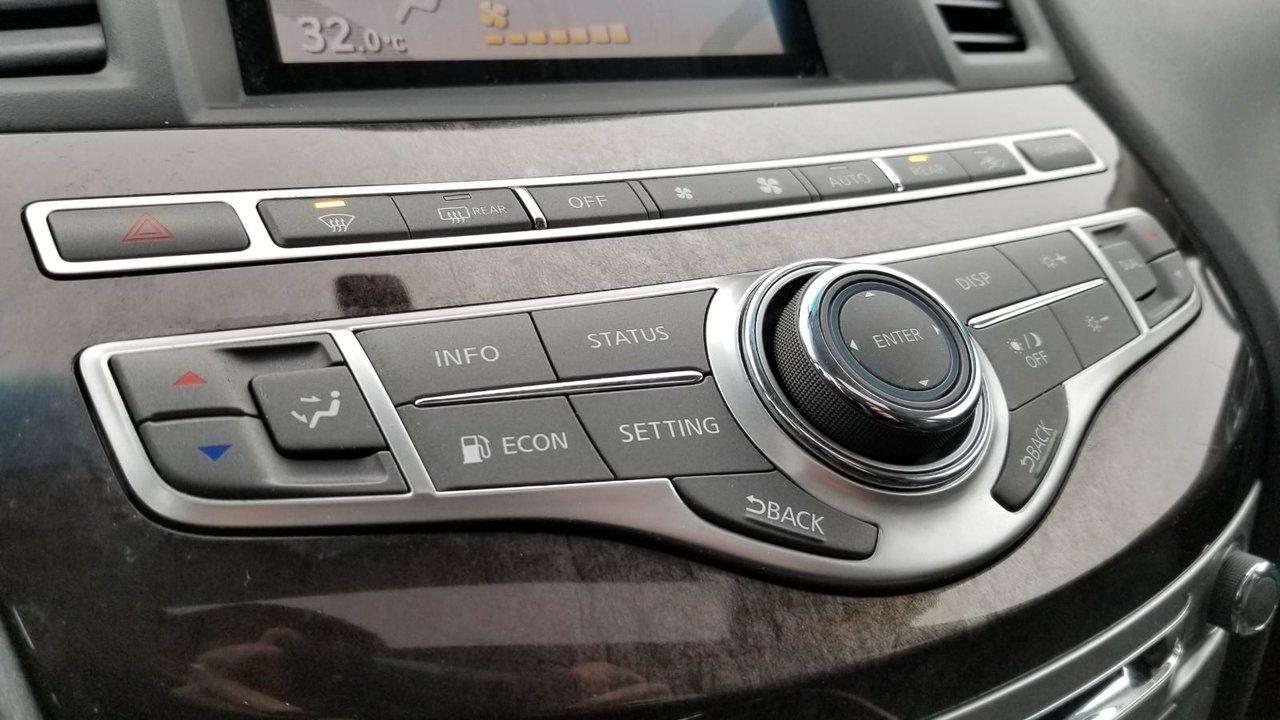 661057