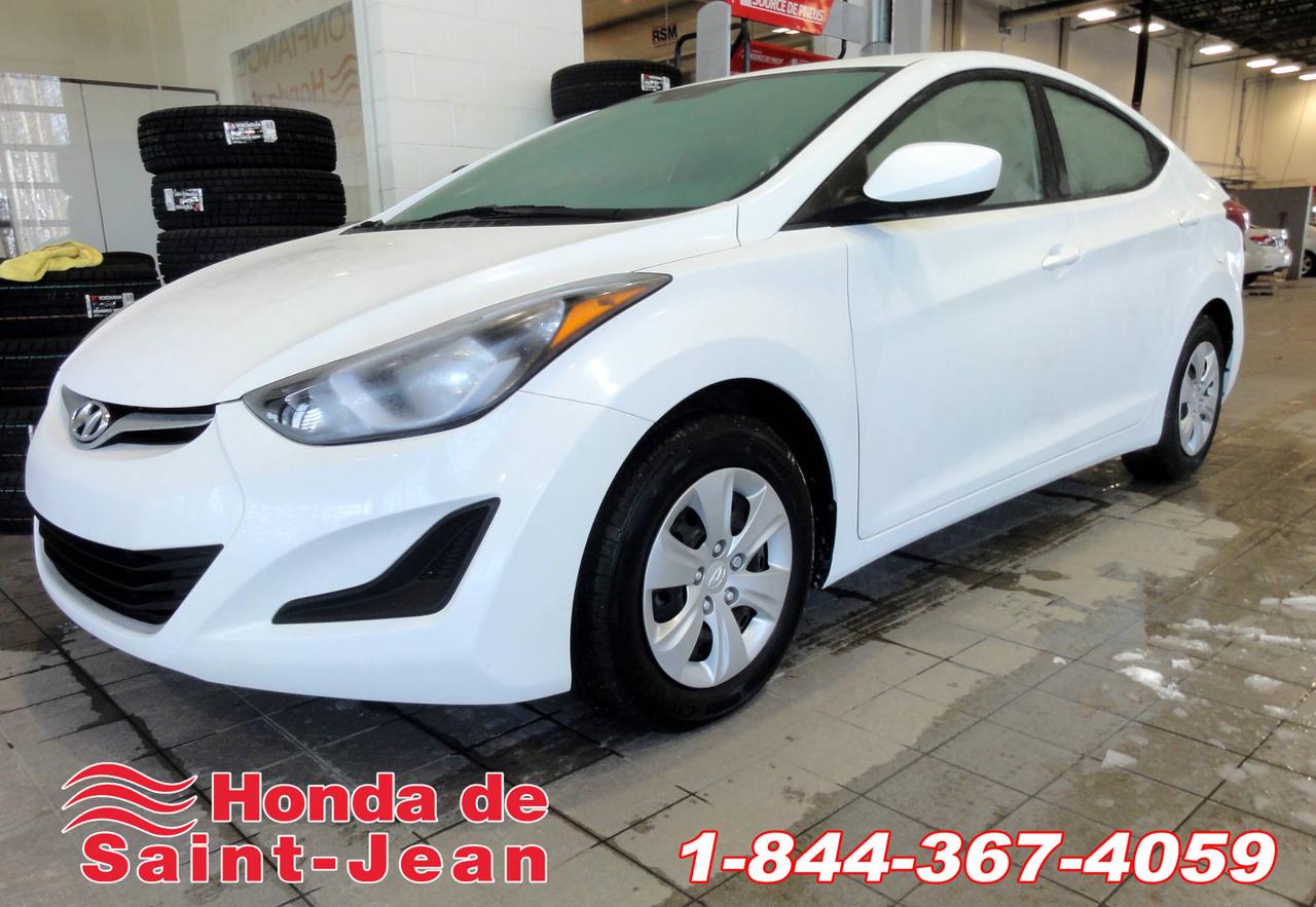 <a href=https://www.hondasj.ca/occasion/Hyundai-Elantra-2016.html>https://www.hondasj.ca/occasion/Hyundai-Elantra-2016.html</a>

Hyundai Elantra 2016 presque neuf! Toujours bien entretenu et très propre! Inspection mécanique et esthétique effectuée par notre département de Service. Ce modèle inclus beaucoup doptions, telles que: Groupe électrique, Pneus performance, Antivol, Technologie Bluetooth intégrée, Radio satellite, Lecteur MP3, Commandes audio au volant, Régulateur de vitesse, Tapis protecteurs, Air climatisé... et beaucoup plus!! Venez faire un essai routier cette semaine!!