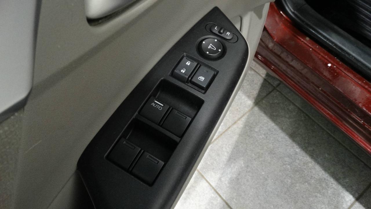 661080