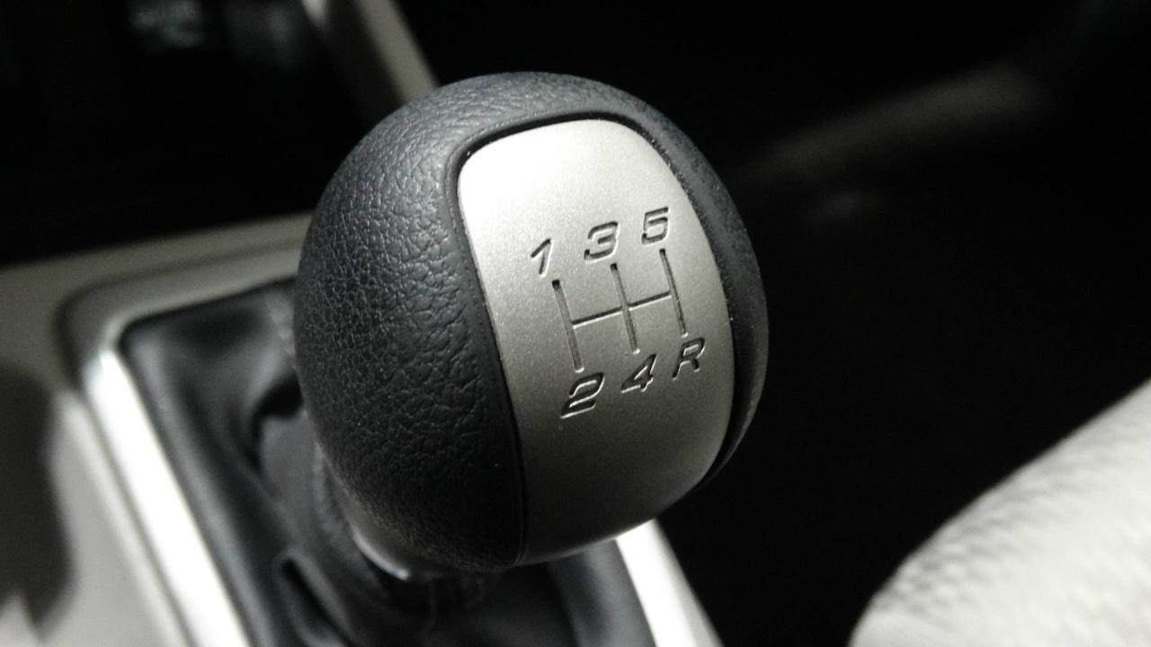 661104