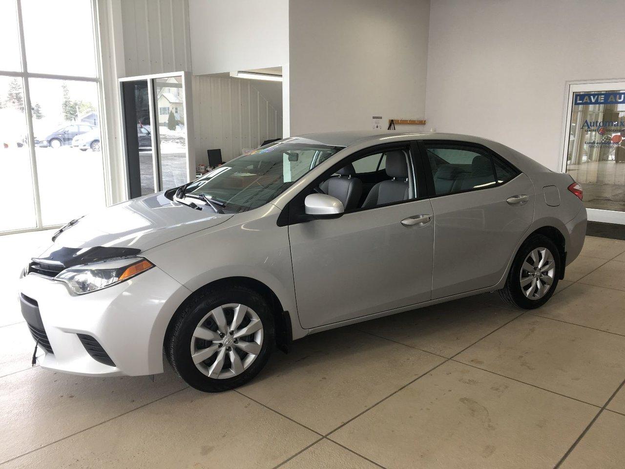 Used 2014 Toyota Corolla LE for sale in Rouyn-Noranda, QC