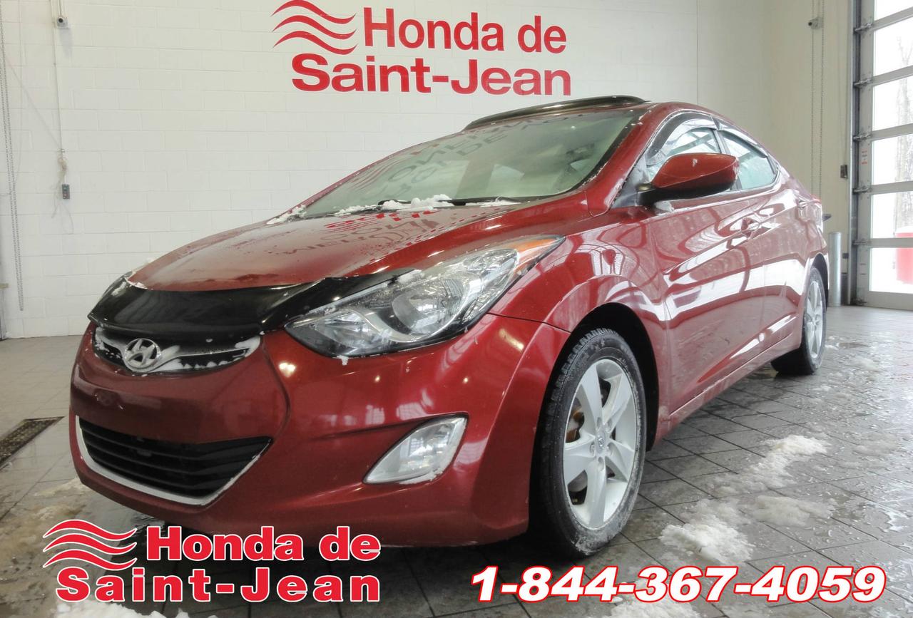 <a href=https://www.hondasj.ca/occasion/Hyundai-Elantra-2012.html>https://www.hondasj.ca/occasion/Hyundai-Elantra-2012.html</a>

Très belle Elantra GLS 2012, toujours bien entretenue, non-fumeur, très propre!! Inspection mécanique et esthétique effectuée par notre département de Service. Ce modèle inclus beaucoup doptions, telles que: Traction avant, Vitres électriques, Radio avec lecteur CD, Lecteur MP3, Rétroviseurs électriques, Miroir vanité conducteur illuminé, Tapis protecteurs, Air climatisé... et beaucoup plus!! Venez faire un essai routier cette semaine!!
