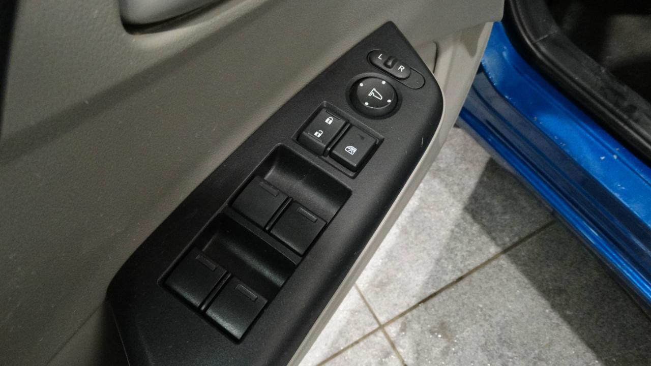 661158