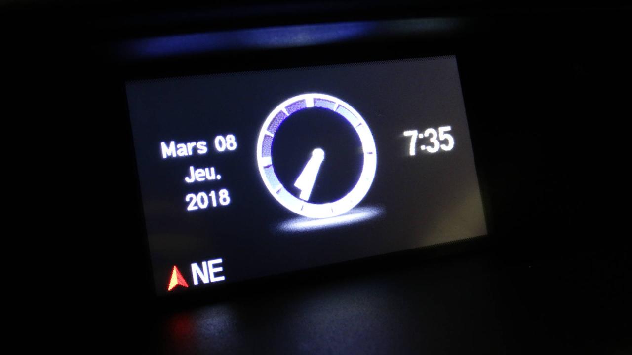 661163