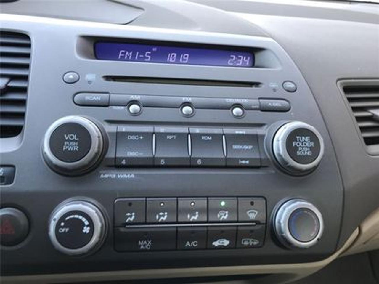 661182.11612879