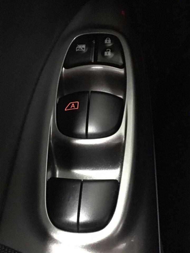 661184