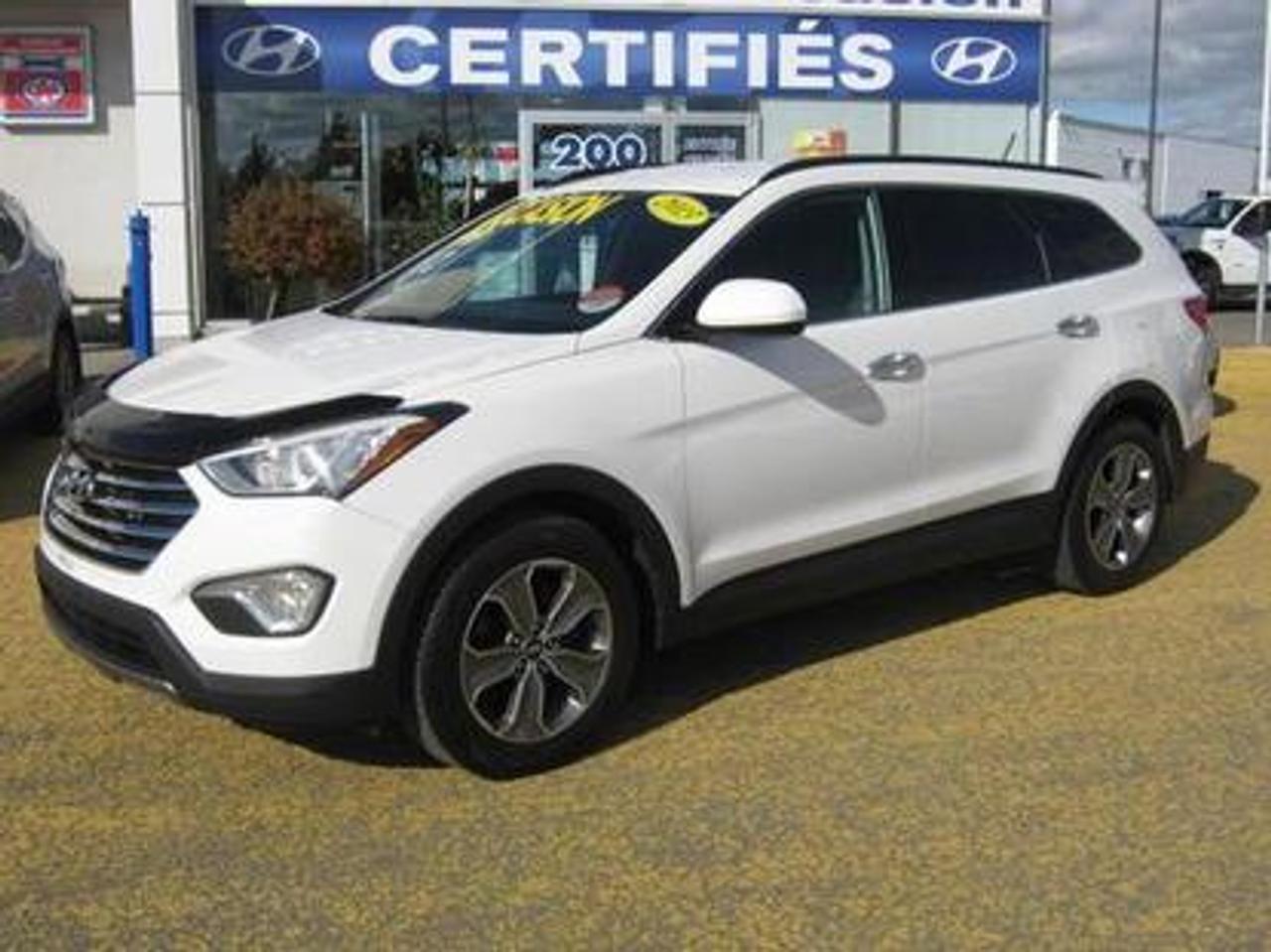 <a href=https://www.autoaubaine.com/Hyundai-Santa Fe-c6727244.html>https://www.autoaubaine.com/Hyundai-Santa Fe-c6727244.html</a>

Hyundai Santa Fe AWD 4dr 3.3L Auto XL Premium 2013

Santa Fe XL Premium AWD, tout équipé + ens. de remorquage complet , extra-propre. Ce véhicule est admissible au programme de Véhicule dOccasion Certifié de Hyundai Canada avec un taux de financement aussi bas que 2.99 % sur certains modèles, sans aucun comptant requis *Taxes non incluses. Plusieurs véhicules Hyundai, ou autres marques, disponibles sur : www.matanehyundai.com. Financement sur place en 1ère, 2ème ou 3ème chance au crédit. Plusieurs véhicules en inventaire, pour tout autre renseignement contactez-nous au 418-562-4444 ou surdave.d@matanehyundai.com