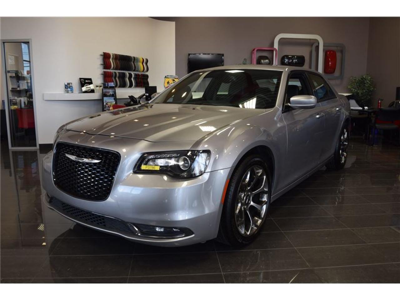 Used 2016 Chrysler 300 S-Mags 20po-Beats for sale in Mascouche, QC