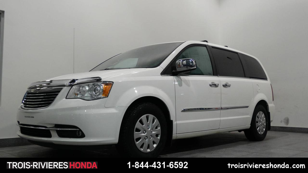<a href=https://www.troisriviereshonda.com/occasion/Chrysler-Town_&_Country-2011.html>https://www.troisriviereshonda.com/occasion/Chrysler-Town_&_Country-2011.html</a>

Très propre, bien équipé, bluetooth, régulateur de vitesse, air climatisé, sièges chauffants, toit ouvrant, bas kilométrage, jantes en alliage, caméra de recul, commandes audio au volant, démarrage sans clé, lecteur DVD, miroirs électriques et chauffants, radio satellite, port USB, phares antibrouillards, porte-bagages, sièges électriques, GPS, stowN go, intérieur en cuir, vitres teintées. Véhicule fiable et inspecté par nos experts, prêt à partir !!! Garantie prolongée disponible ainsi quéchange accepté. Lhistorique du rapport Carproof accompagne tous nos véhicules récents et bien entretenus.

Chez Trois-Rivières Honda, venez faire lessai de cette unité inspectée. Première, deuxième et troisième chance au crédit disponible. 

Contactez un conseiller doccasion ou faites une demande de crédit en ligne au www.troisriviereshonda.com

Exclusivités
Garantie de bon fonctionnement incluse sur tous nos véhicules.  Nous payons le maximum pour votre véhicule déchange + TPS & TVQ.  Évaluation gratuite effectuée par nos spécialistes. 
Plus de 300 véhicules de toutes marques en inventaire. Le plus grand choix de véhicules neufs et doccasion à Trois-Rivières.