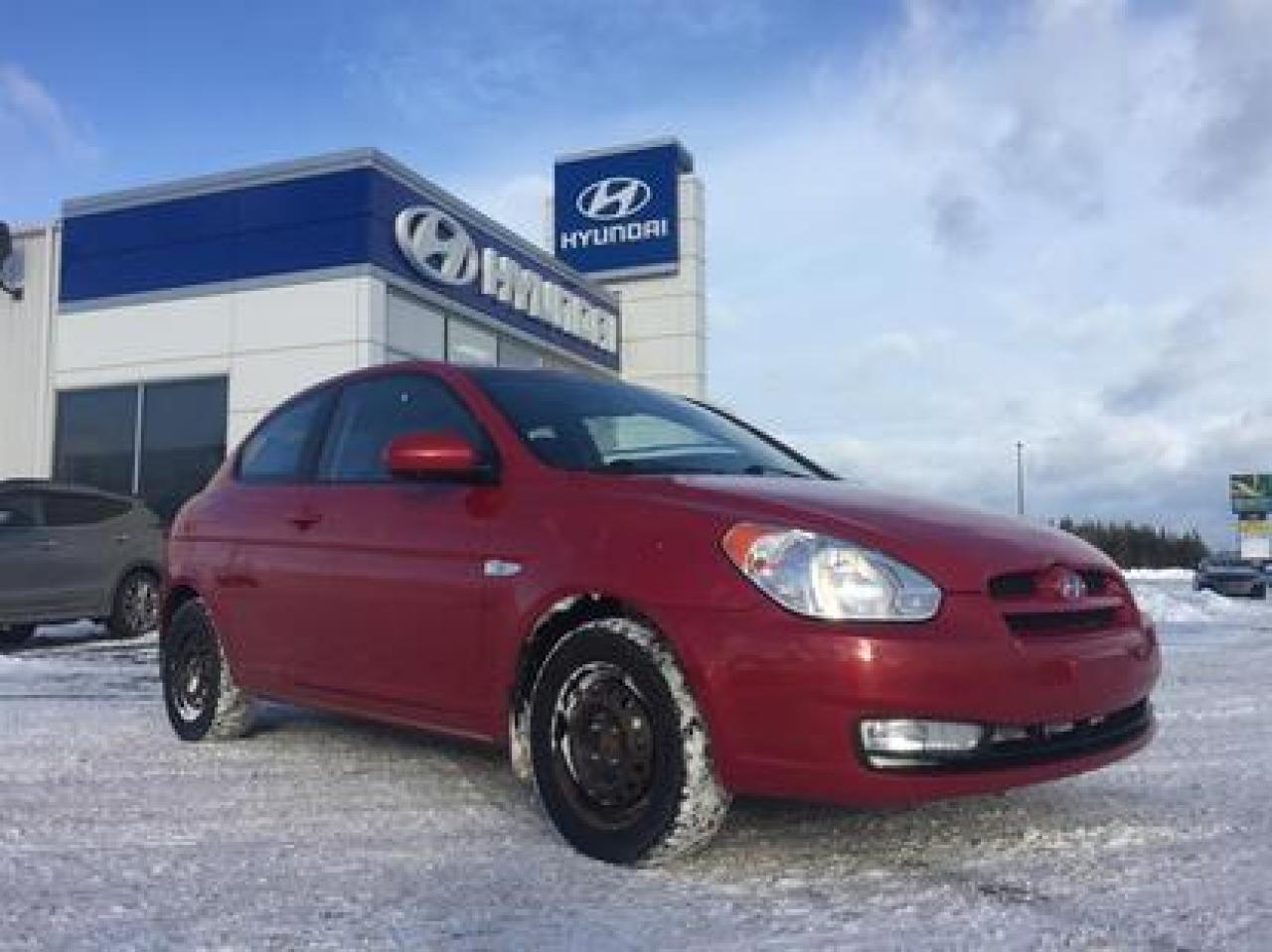 Used 2011 Hyundai Accent 3DR HB L for sale in Matane, QC